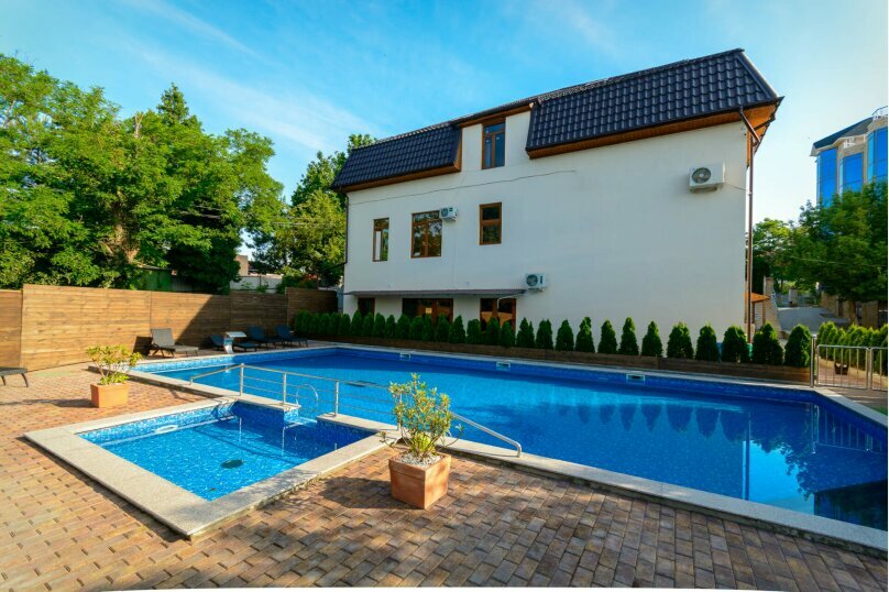 Гостиница Корона Джубга-97