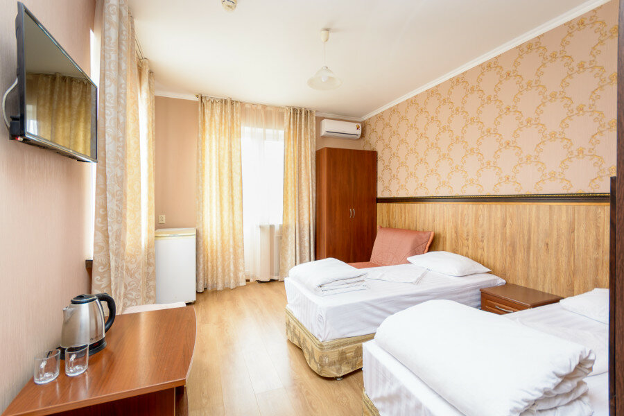 Гостиница Корона Джубга