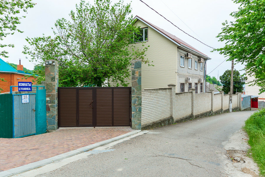 Гостиница Корона Джубга