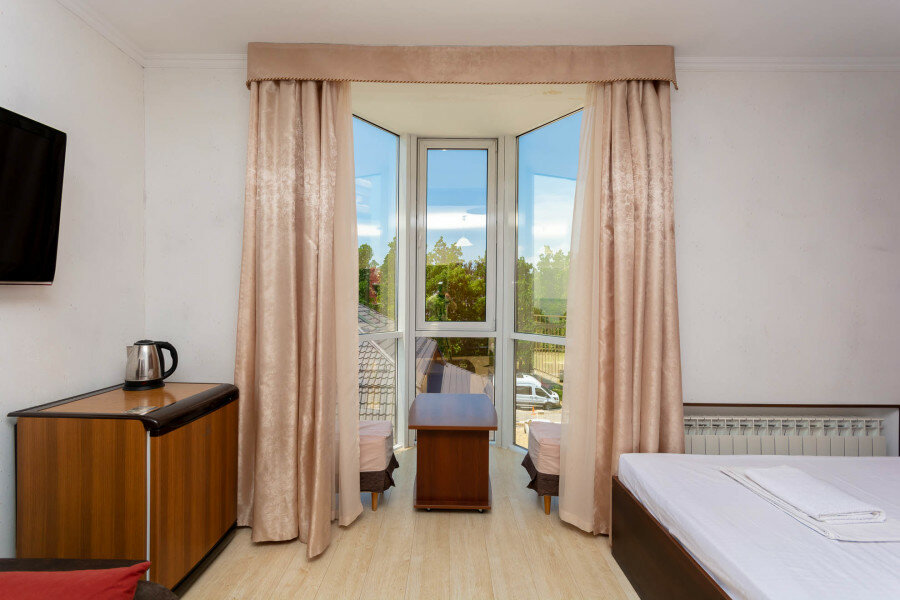 Гостиница Корона Джубга