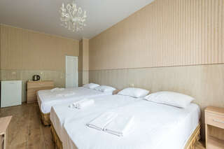 Гостиница Корона Джубга Четырёхместный Стандарт-3